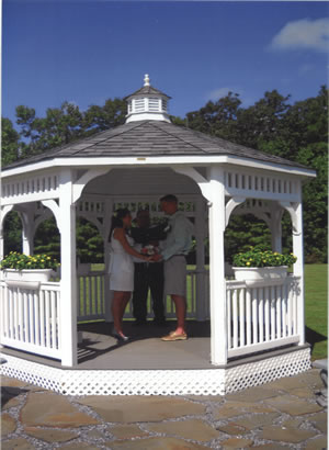 Gazebo couple